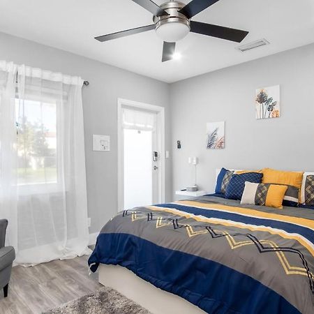 Cozy 1 Bdr Unit By Beach, Mall, & Downtown Ftl フォート・ローダーデール エクステリア 写真